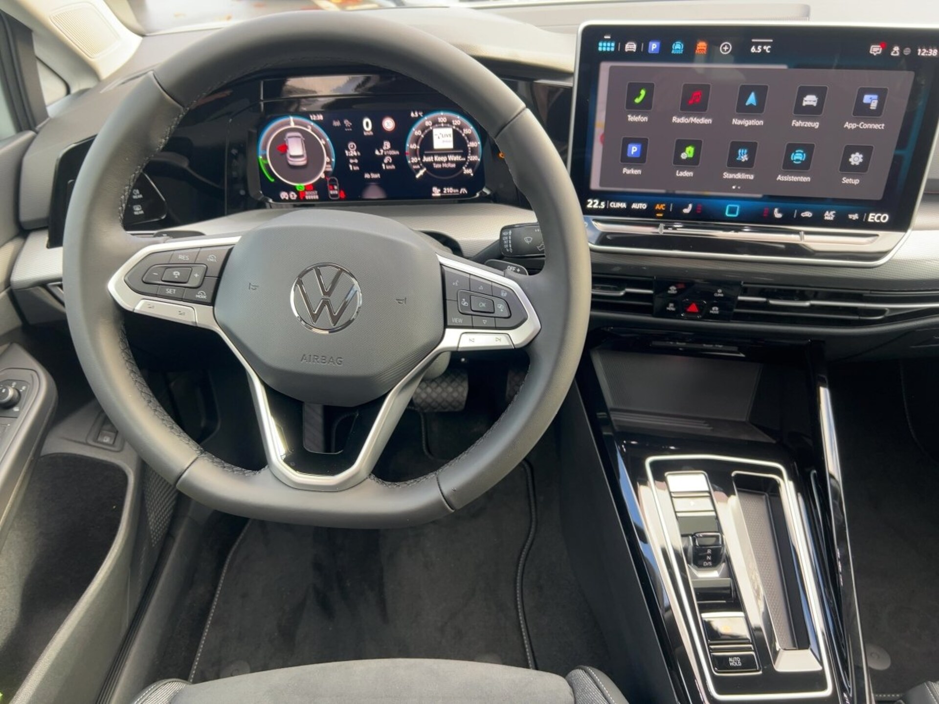 Volkswagen Golf Style