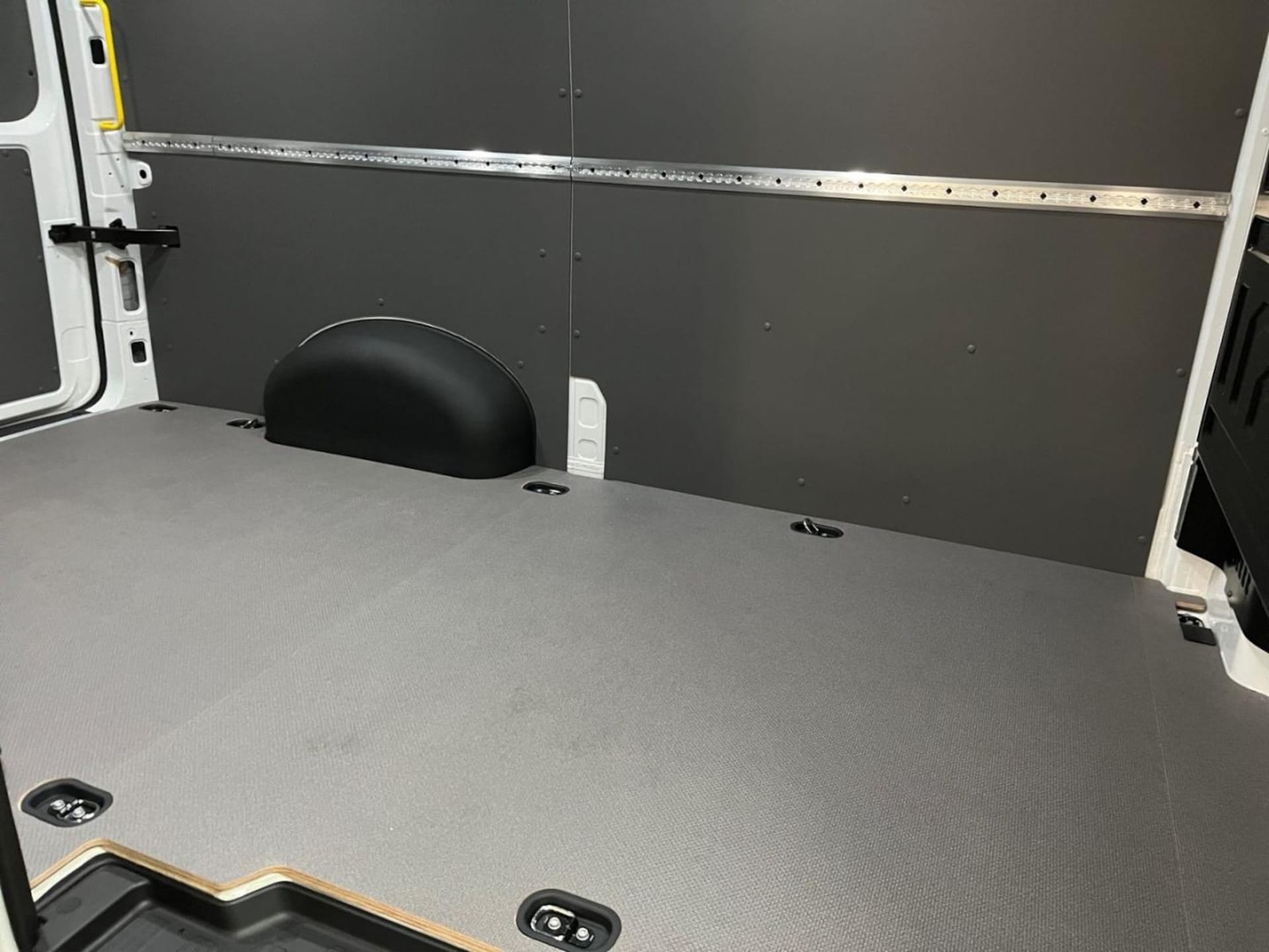 Volkswagen Crafter Kasten mittlerer Radstand