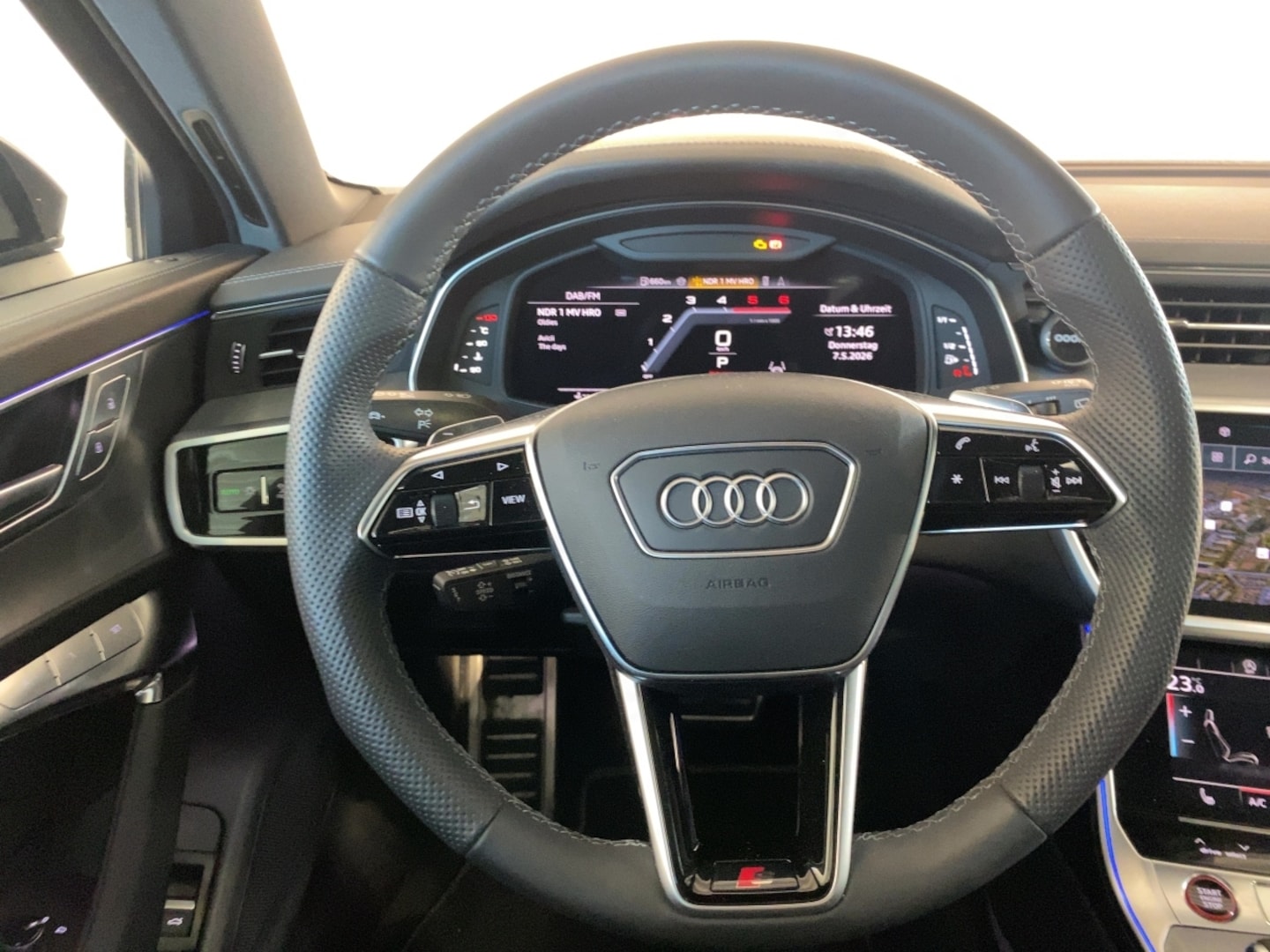 Bild über Audi S6 Avant TDI quattro tiptronic - für weitere Informationen kontaktieren Sie den Audi Partner