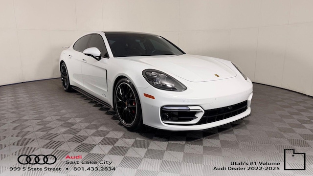 Photo of 2023 Porsche Panamera