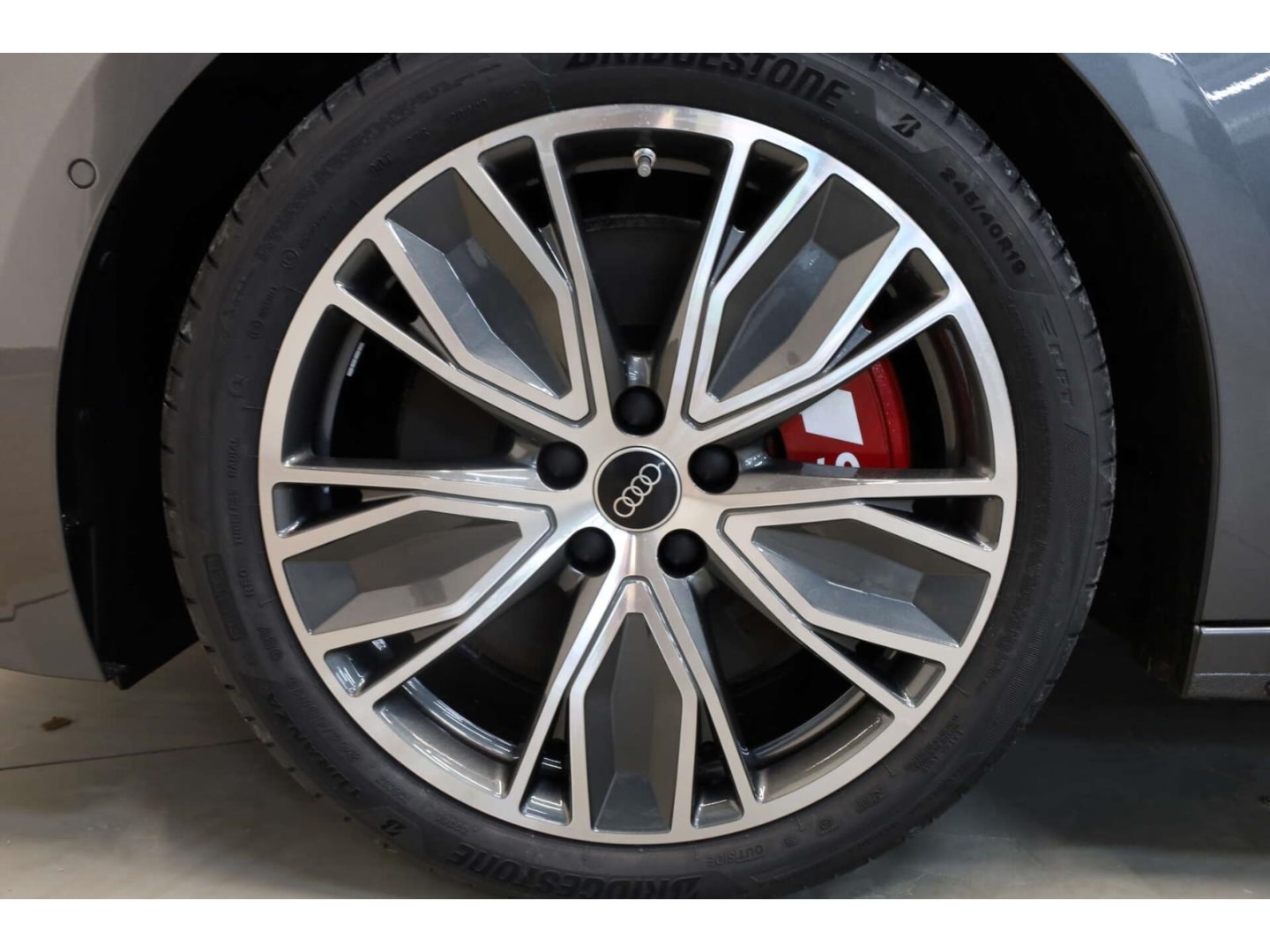 Bild über Audi S5 Avant TFSI 270 kW S tronic - für weitere Informationen kontaktieren Sie den Audi Partner