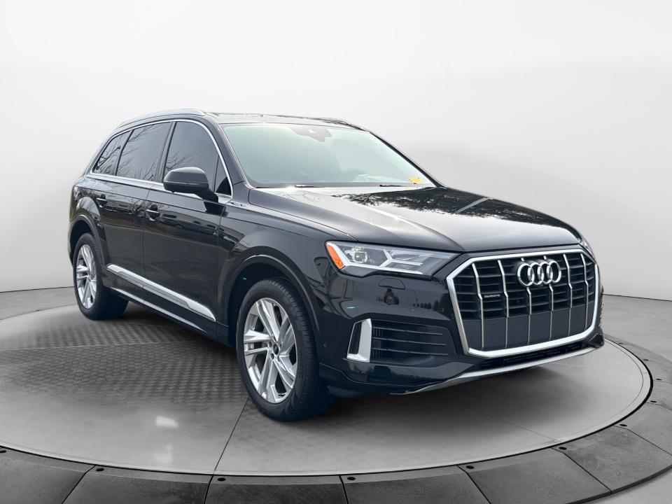 2021 Audi Q7 55 Premium Plus quattro Tiptronic's photo