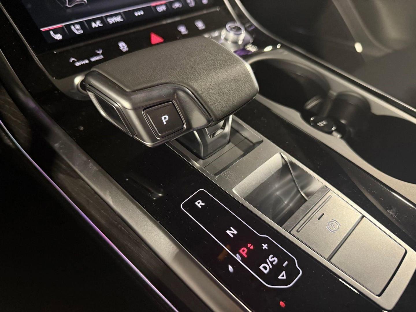 2026 Audi Q7 Premium Plus - Photo 18