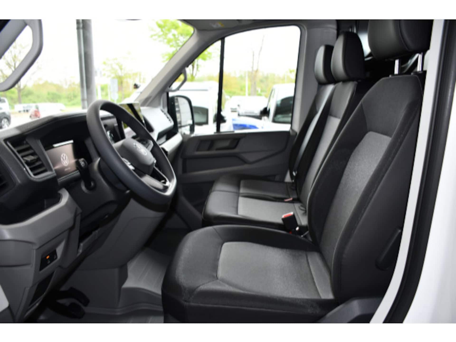 Volkswagen Crafter Kasten mittlerer Radstand