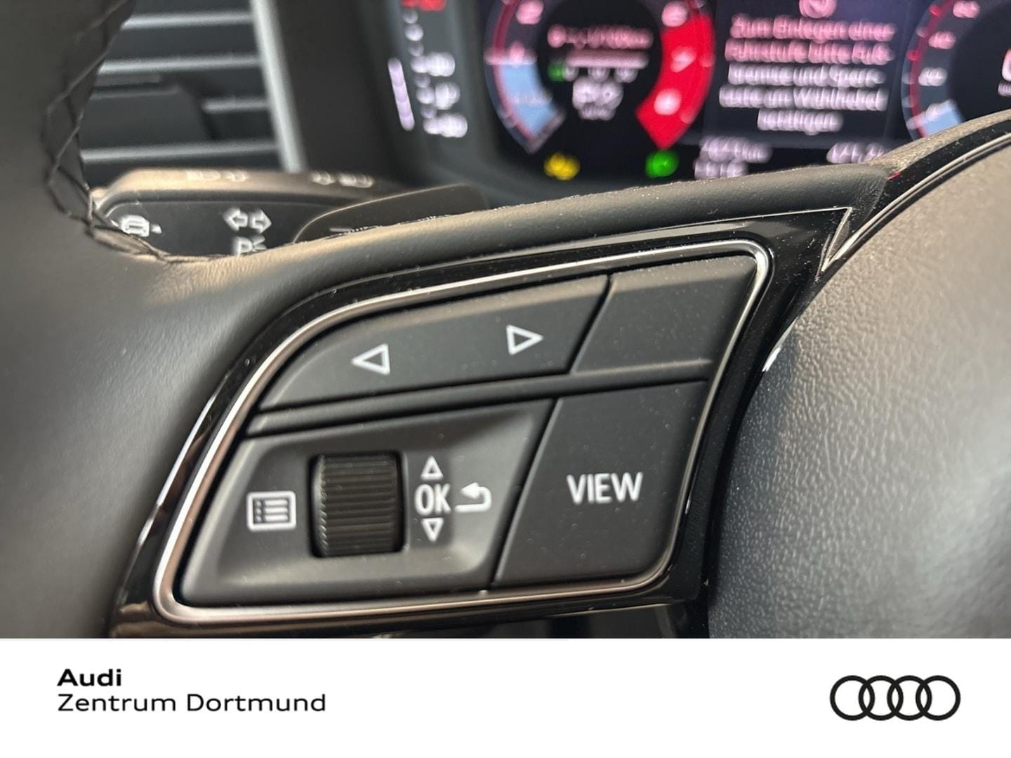 Bild über Audi A1 Sportback S line 40 TFSI S tronic - für weitere Informationen kontaktieren Sie den Audi Partner