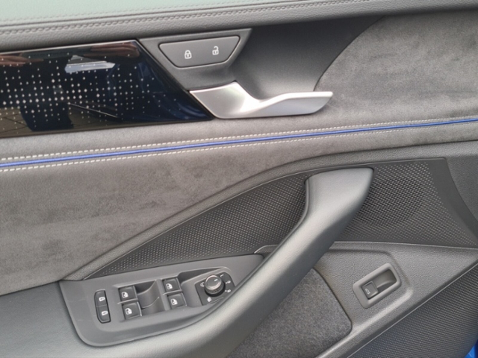 Volkswagen Passat – Bild 11
