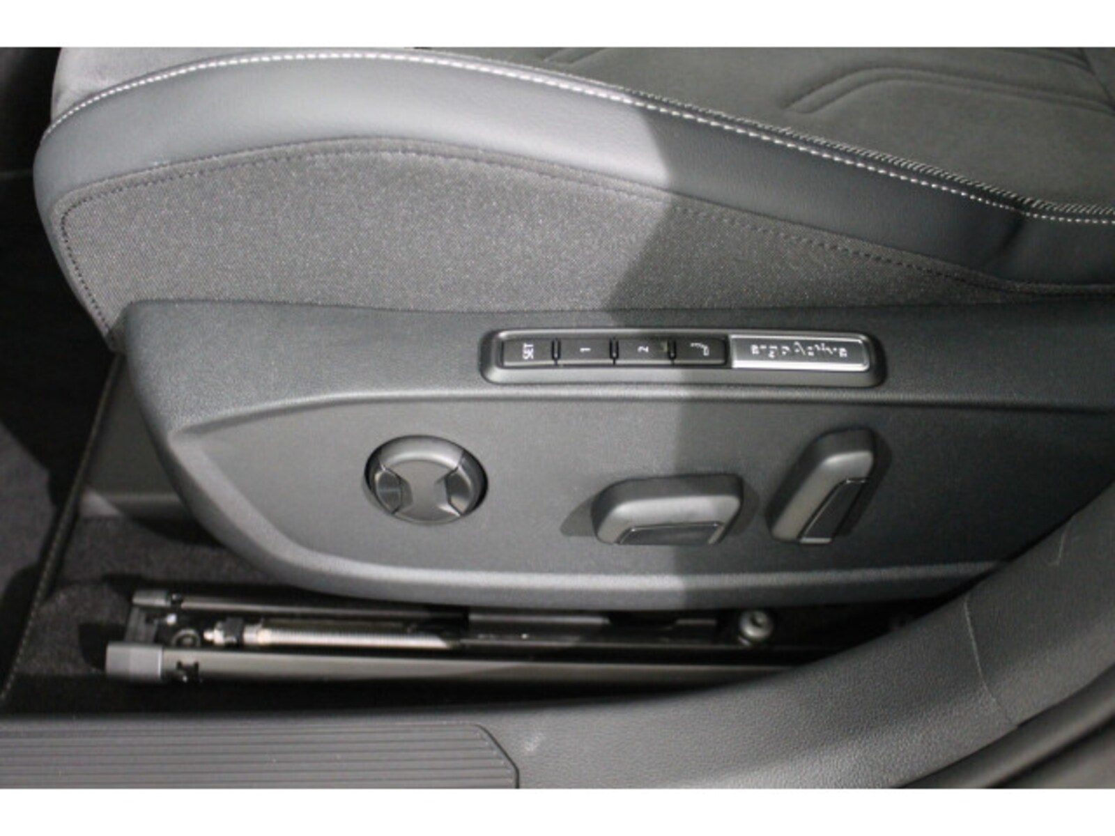 Volkswagen Golf – Bild 12