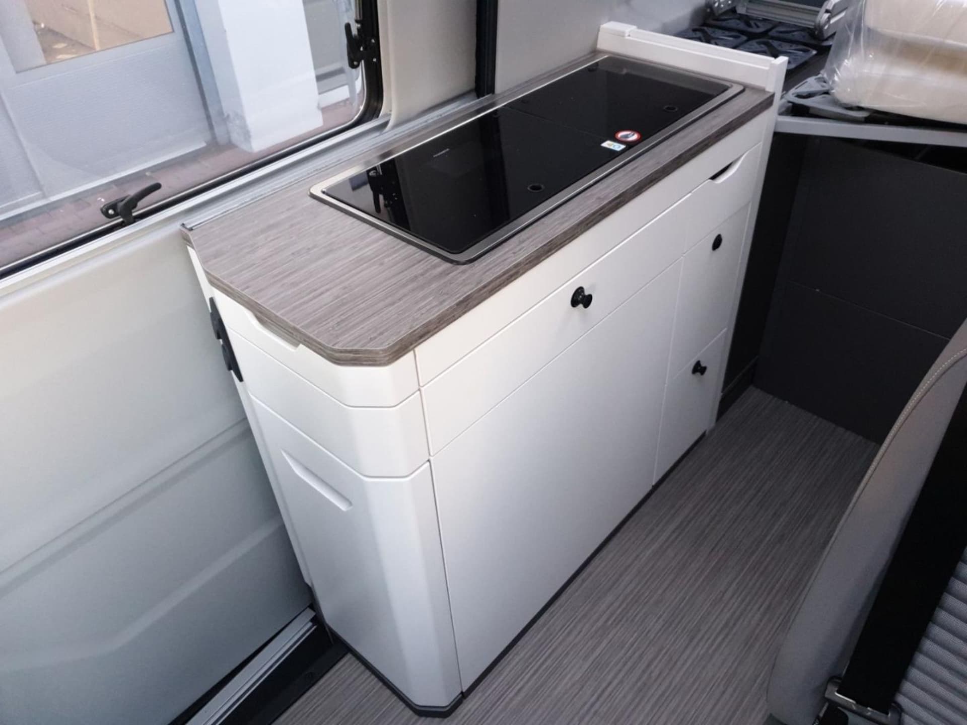 Volkswagen Grand California 600