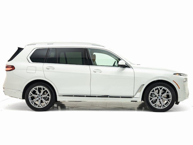 2026 BMW X7