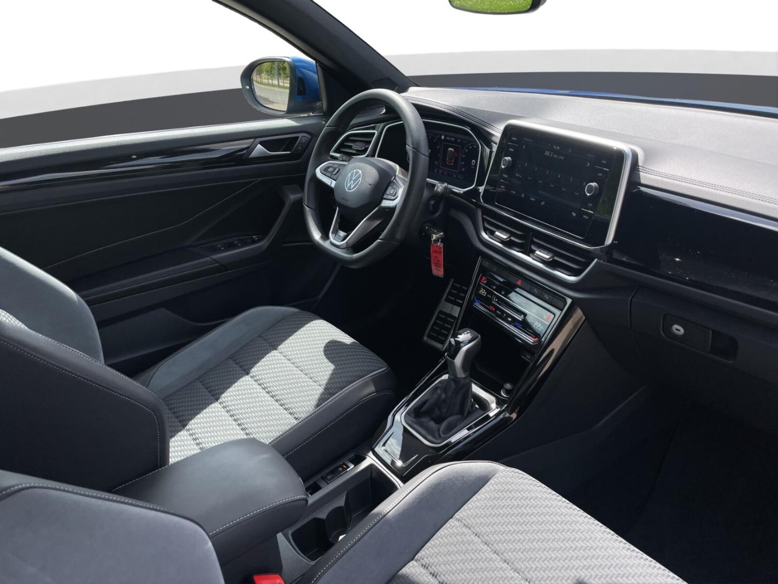 Volkswagen T-Roc Cabriolet – Bild 12