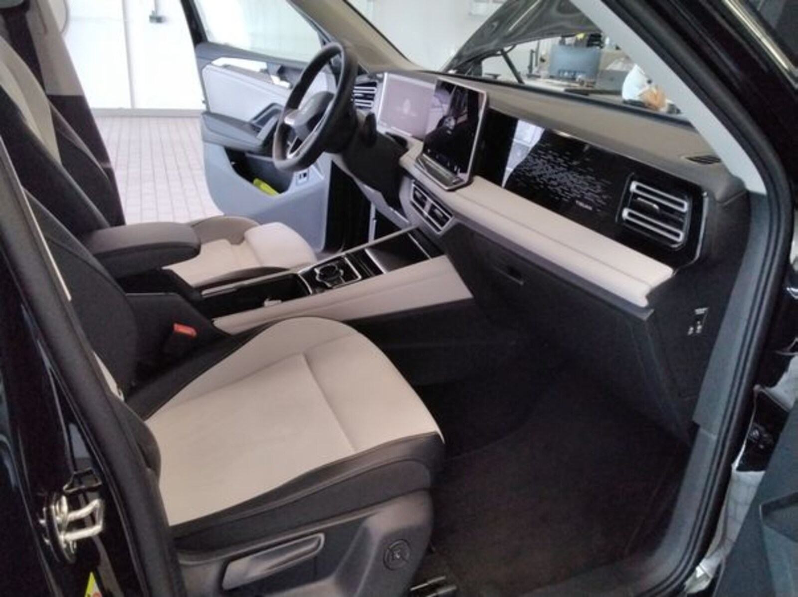 Volkswagen Tiguan – Bild 4