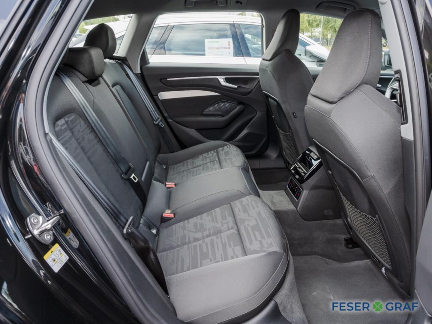 Bild über Audi A6 Avant TDI quattro 150 kW S tronic - für weitere Informationen kontaktieren Sie den Audi Partner