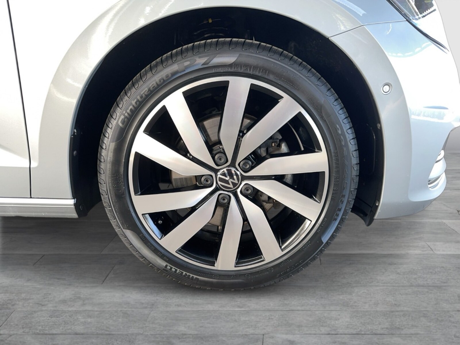 Volkswagen Touran – Bild 8