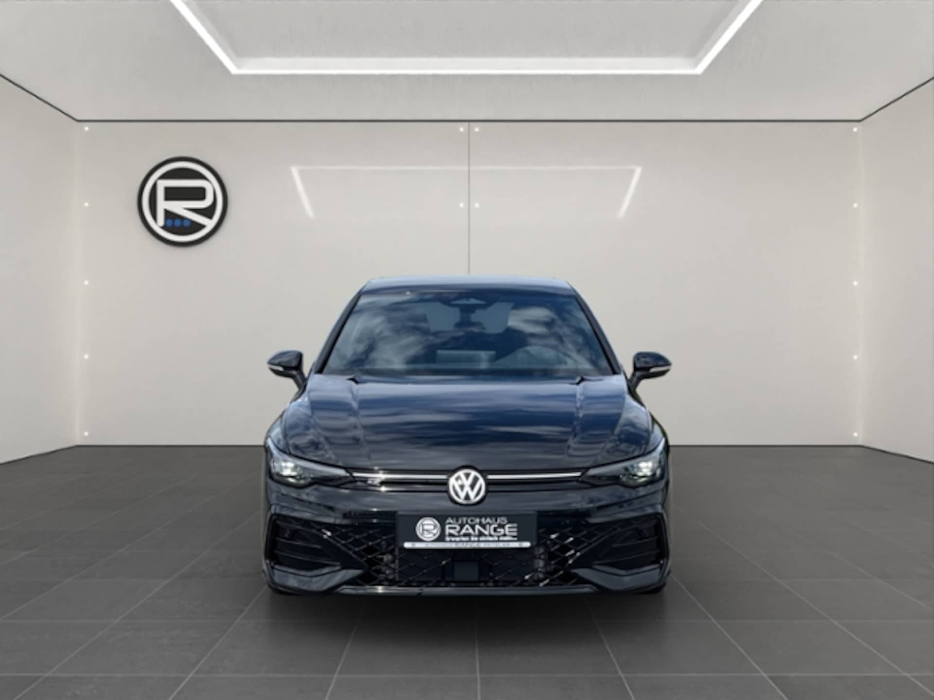 Volkswagen Golf R-Line