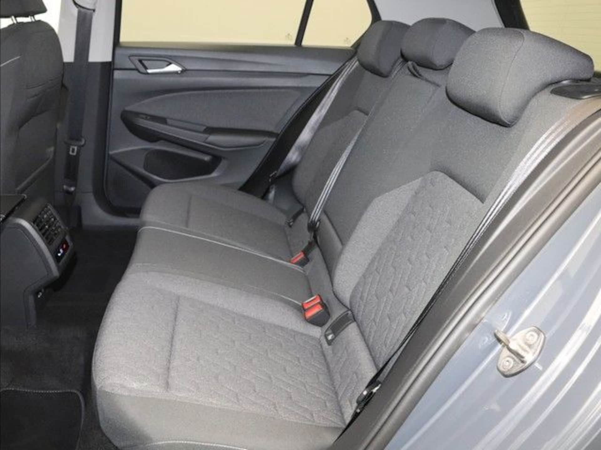 Volkswagen Golf MOVE