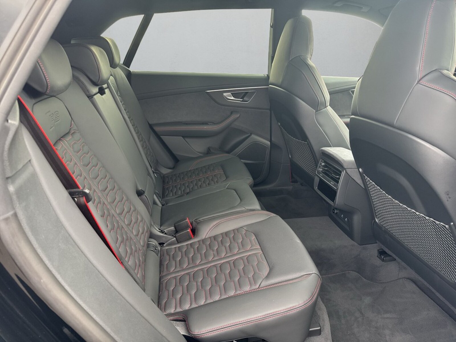 Audi RS Q8 – Bild 12