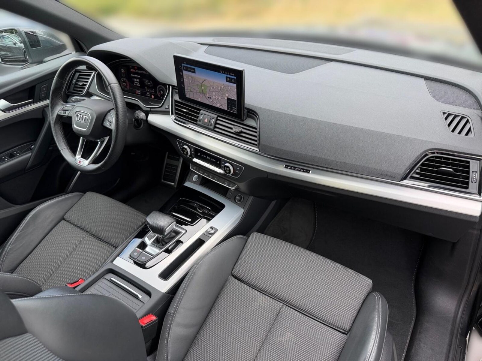 Audi Q5 Sportback – Bild 12
