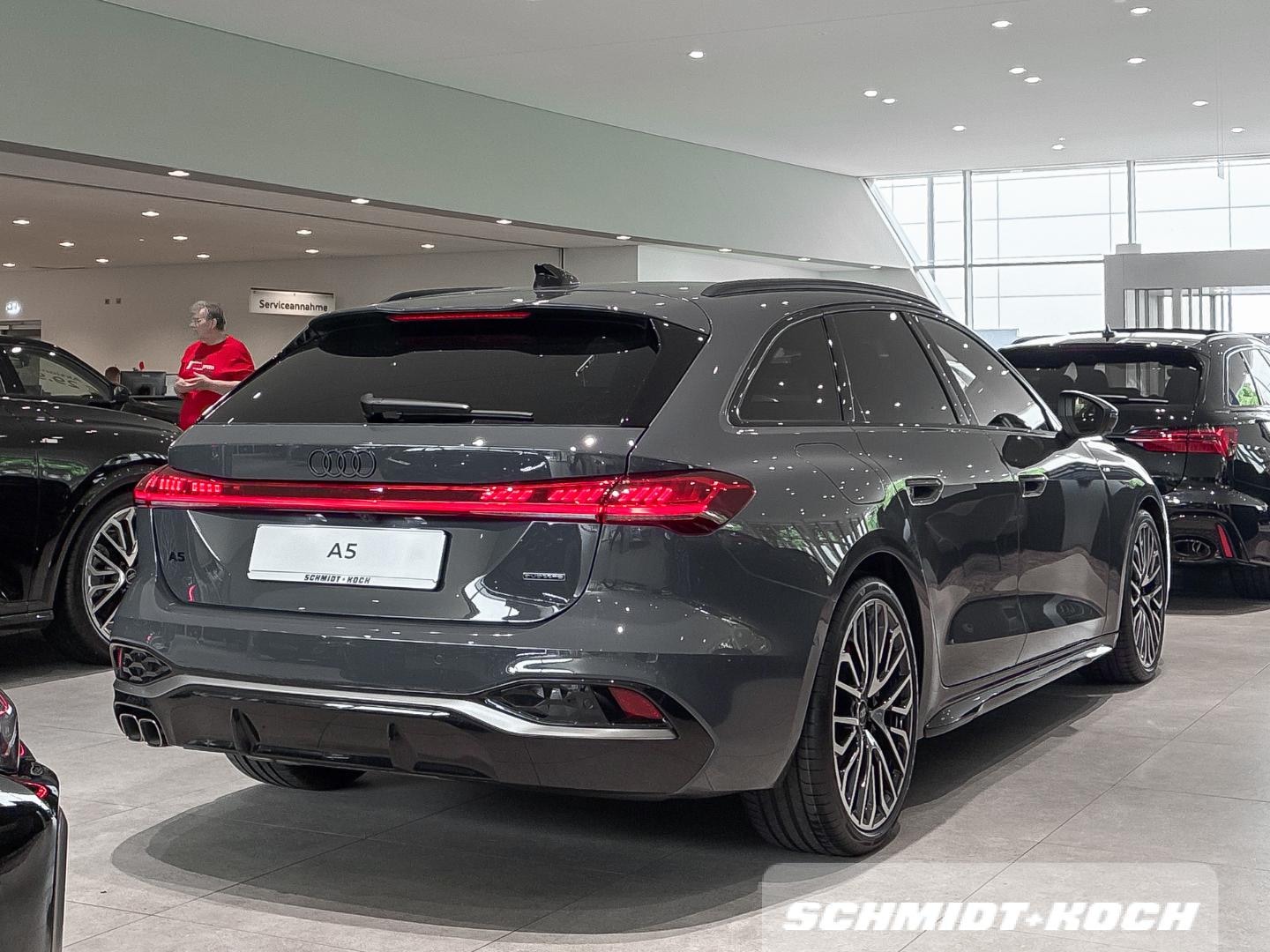 Bild über Audi A5 Avant TDI quattro 150 kW S tronic - für weitere Informationen kontaktieren Sie den Audi Partner