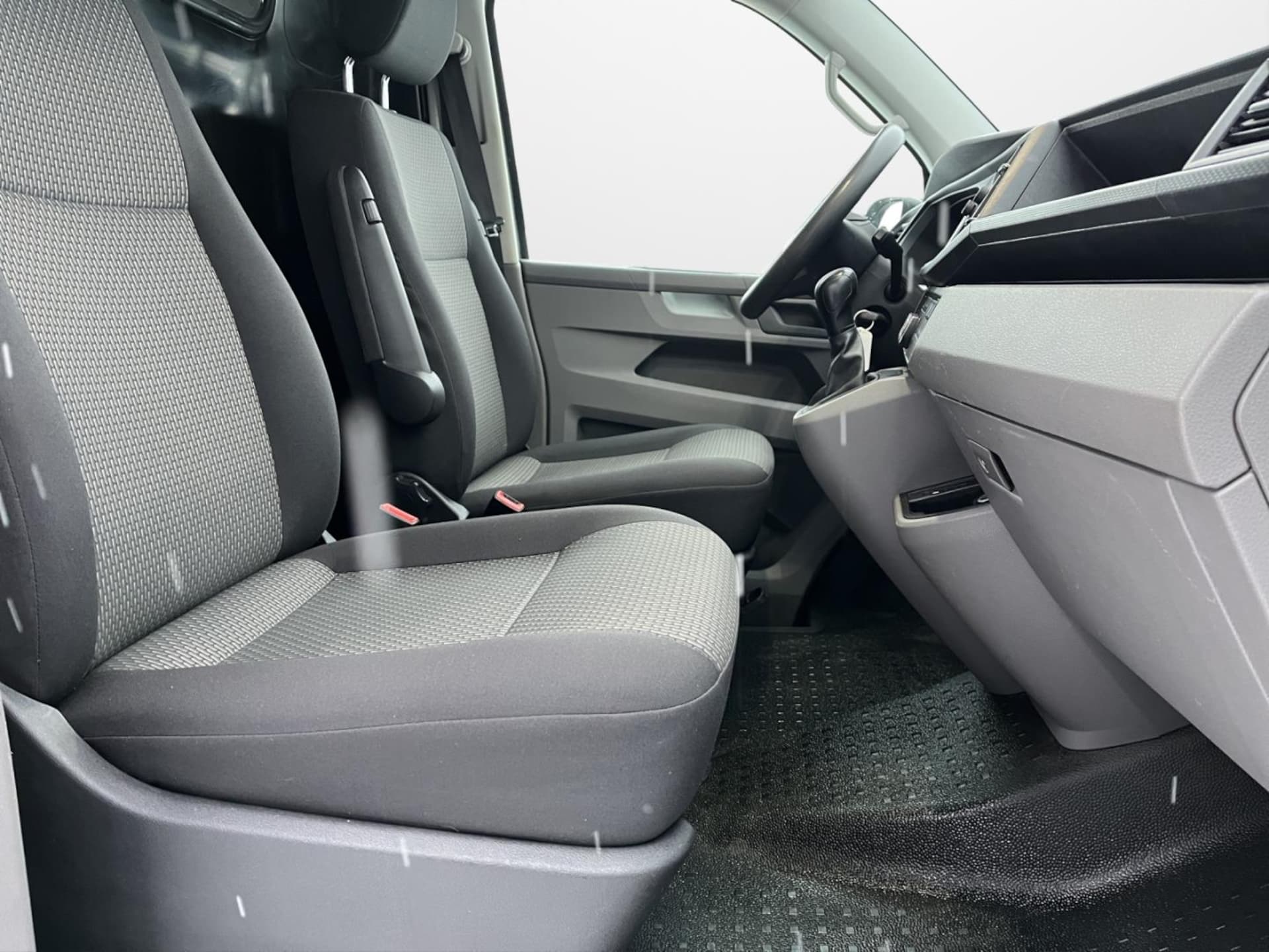 Volkswagen T6.1 Transporter Kasten kurzer Radstand