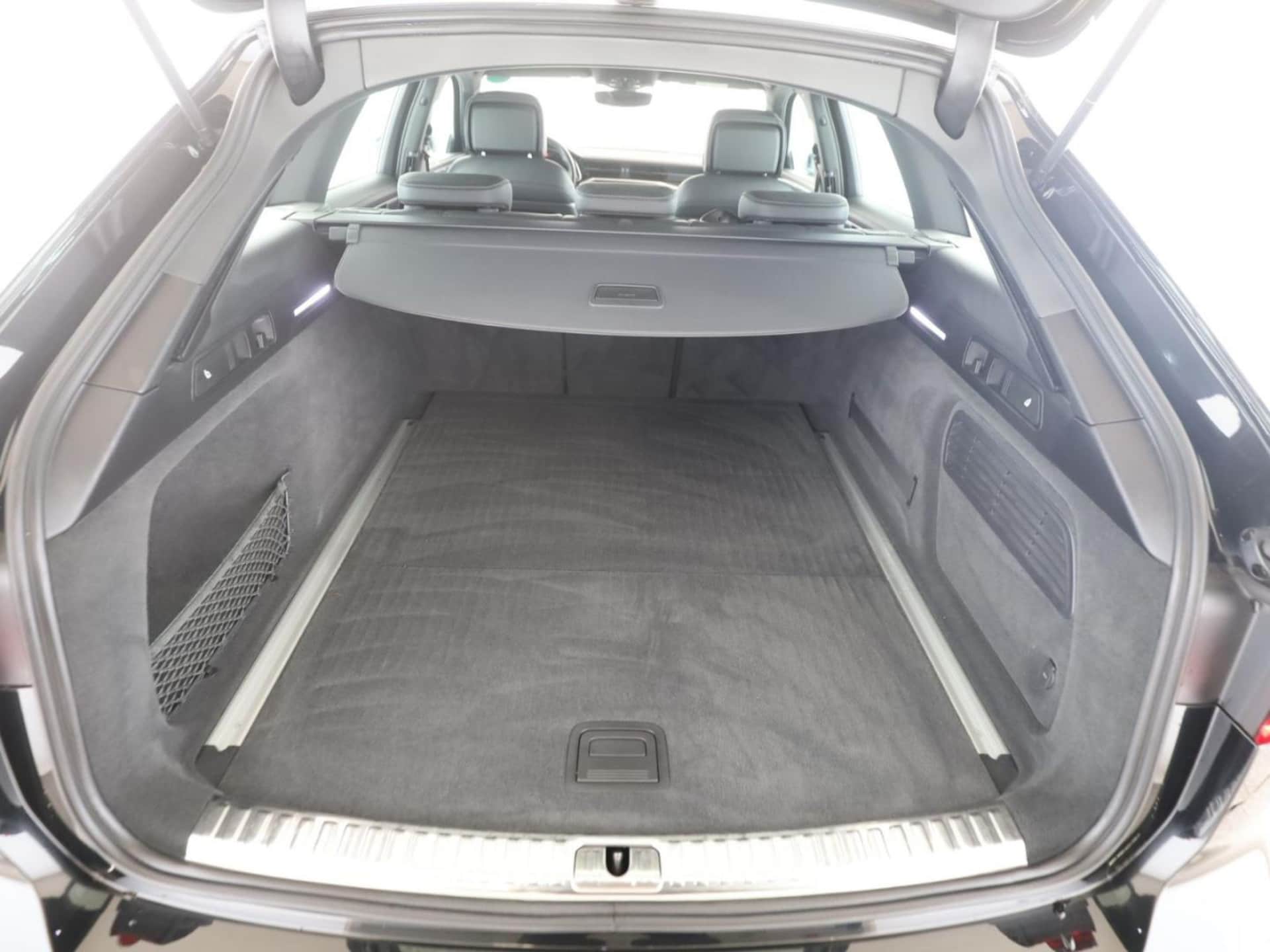 Audi S6 Avant