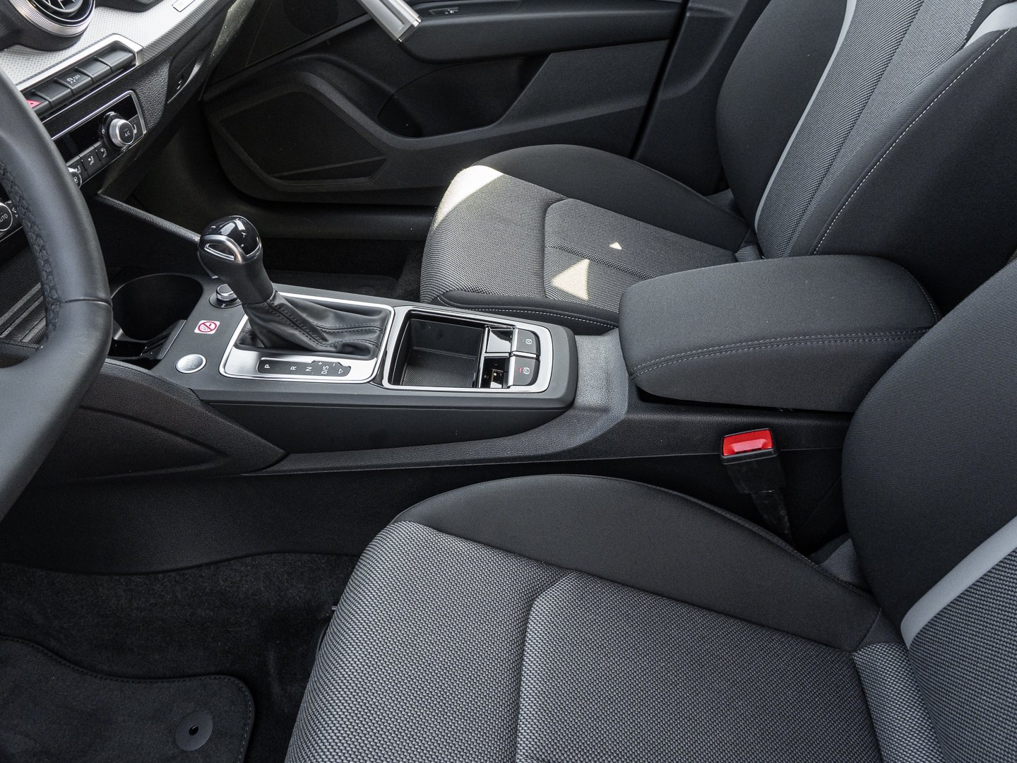 Bild über Audi Q2 advanced 35 TDI S tronic - für weitere Informationen kontaktieren Sie den Audi Partner