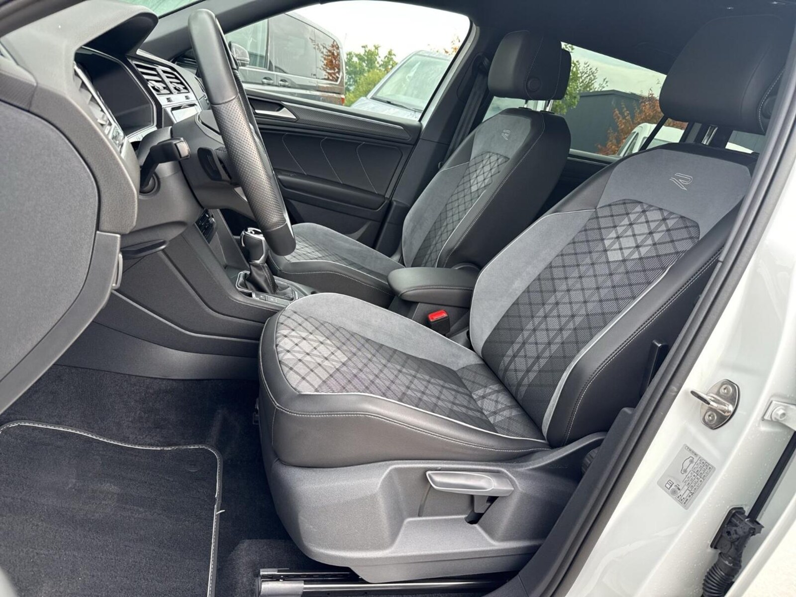Volkswagen Tiguan Allspace – Bild 12