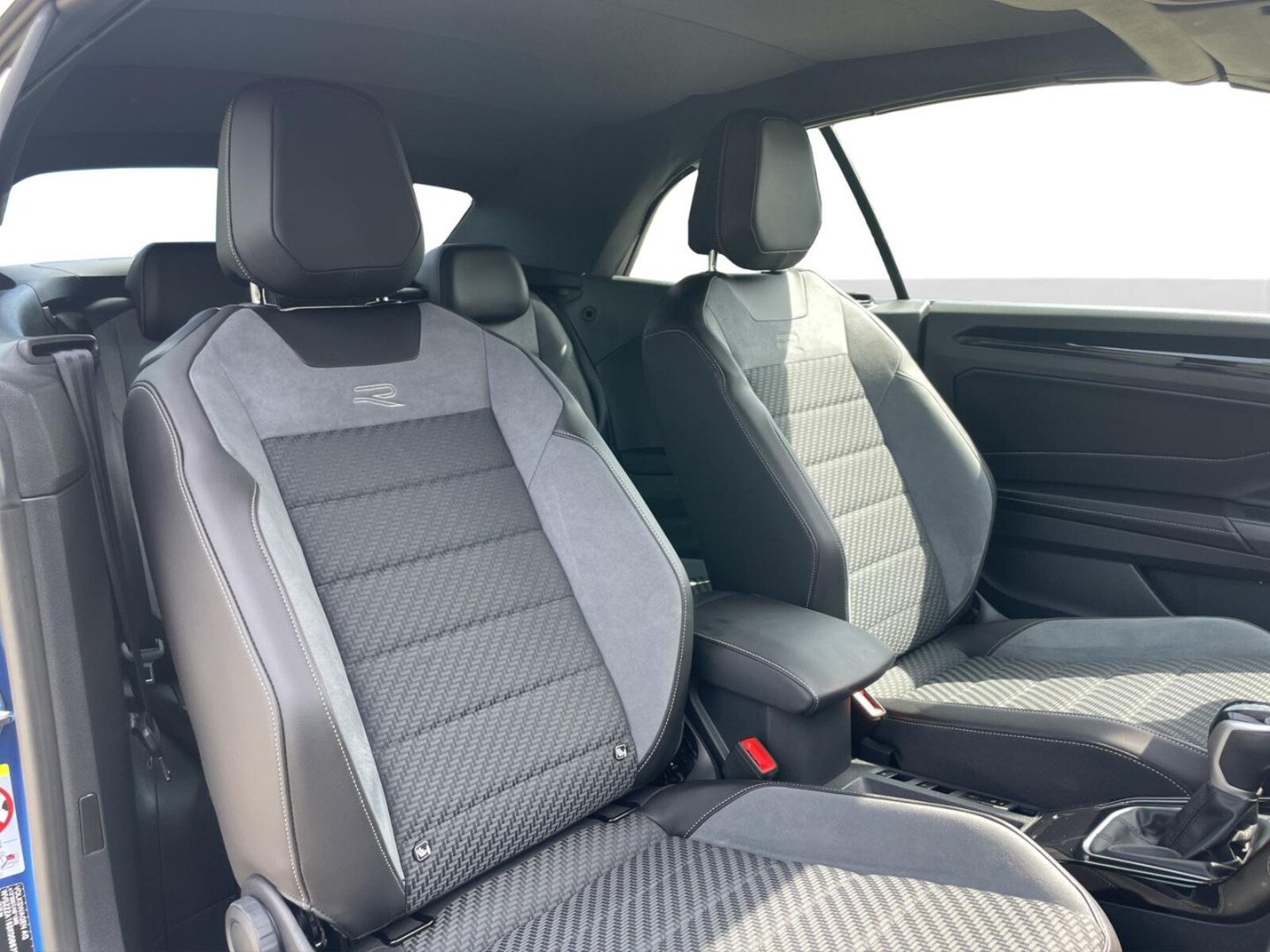 Volkswagen T-Roc Cabriolet – Bild 17
