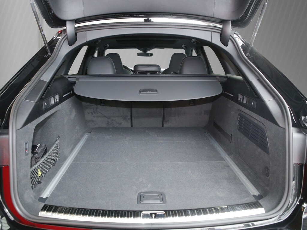 Image about Audi RS 6 Avant performance quattro tiptronic