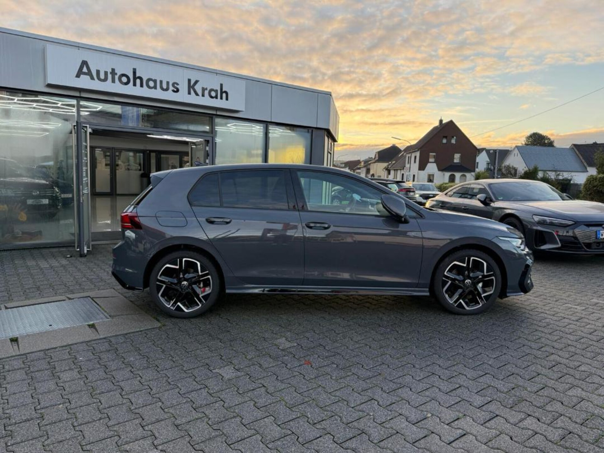 Volkswagen Golf R-Line