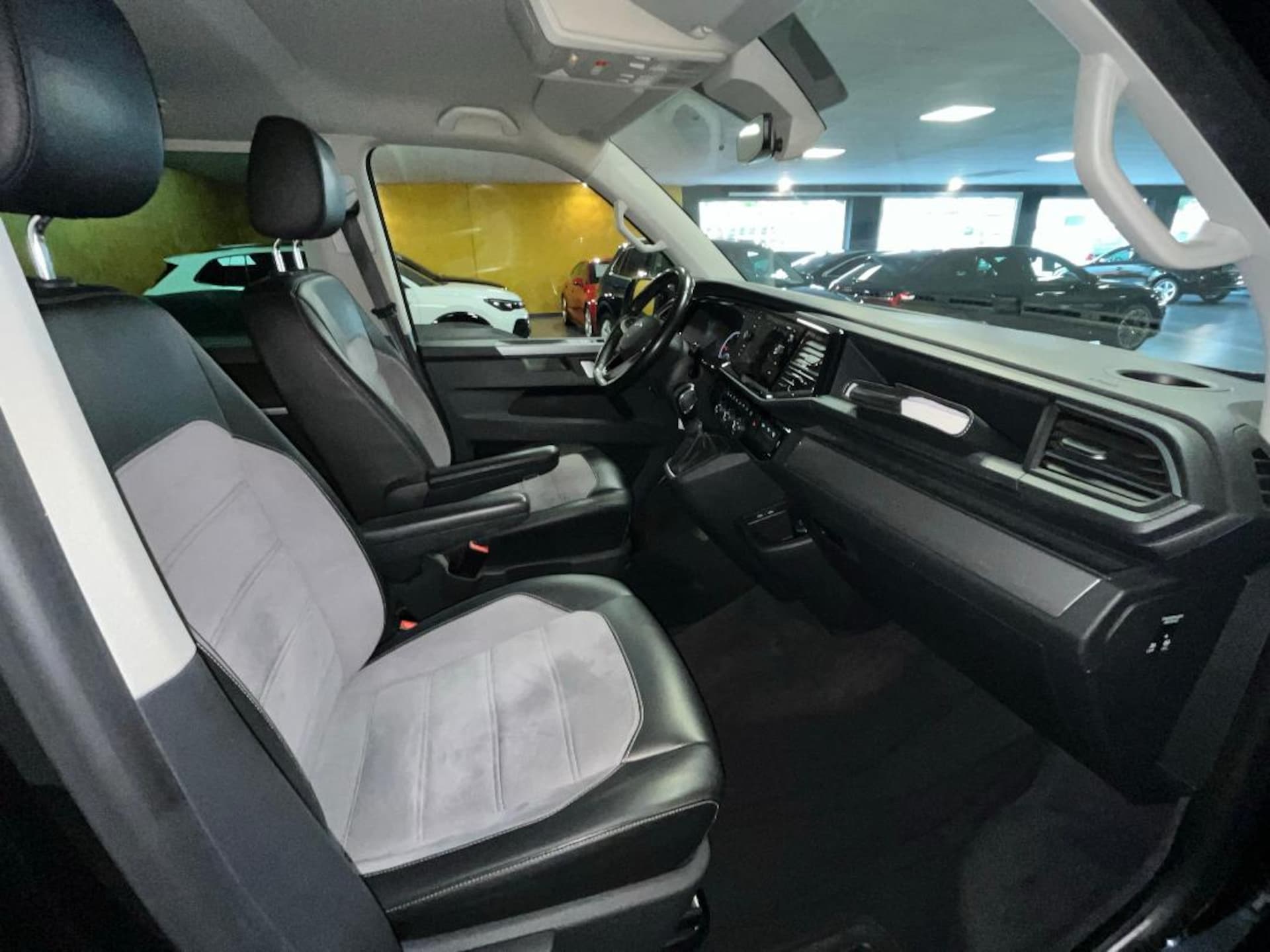 Volkswagen T6.1 Multivan Comfortline