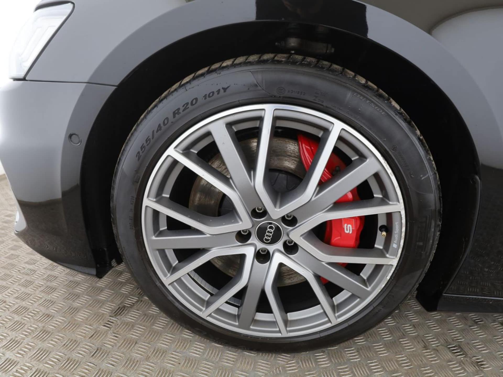Audi S6 Avant