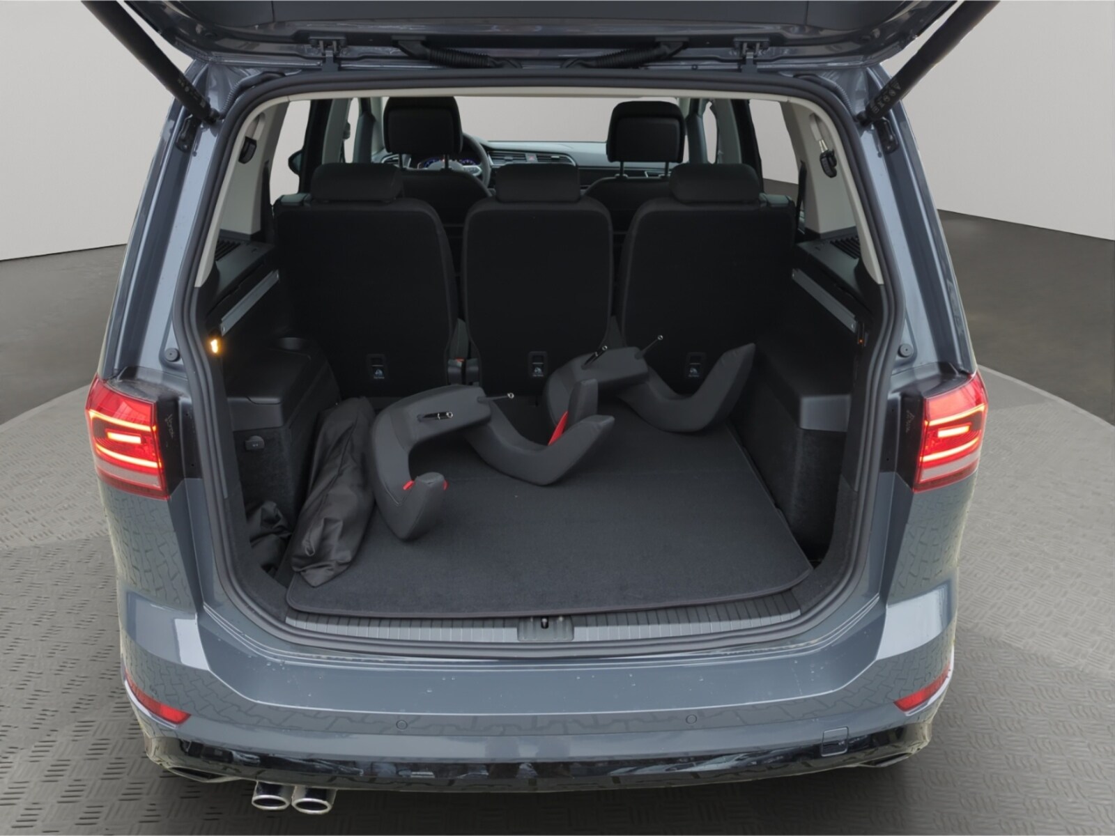 Volkswagen Touran – Bild 11