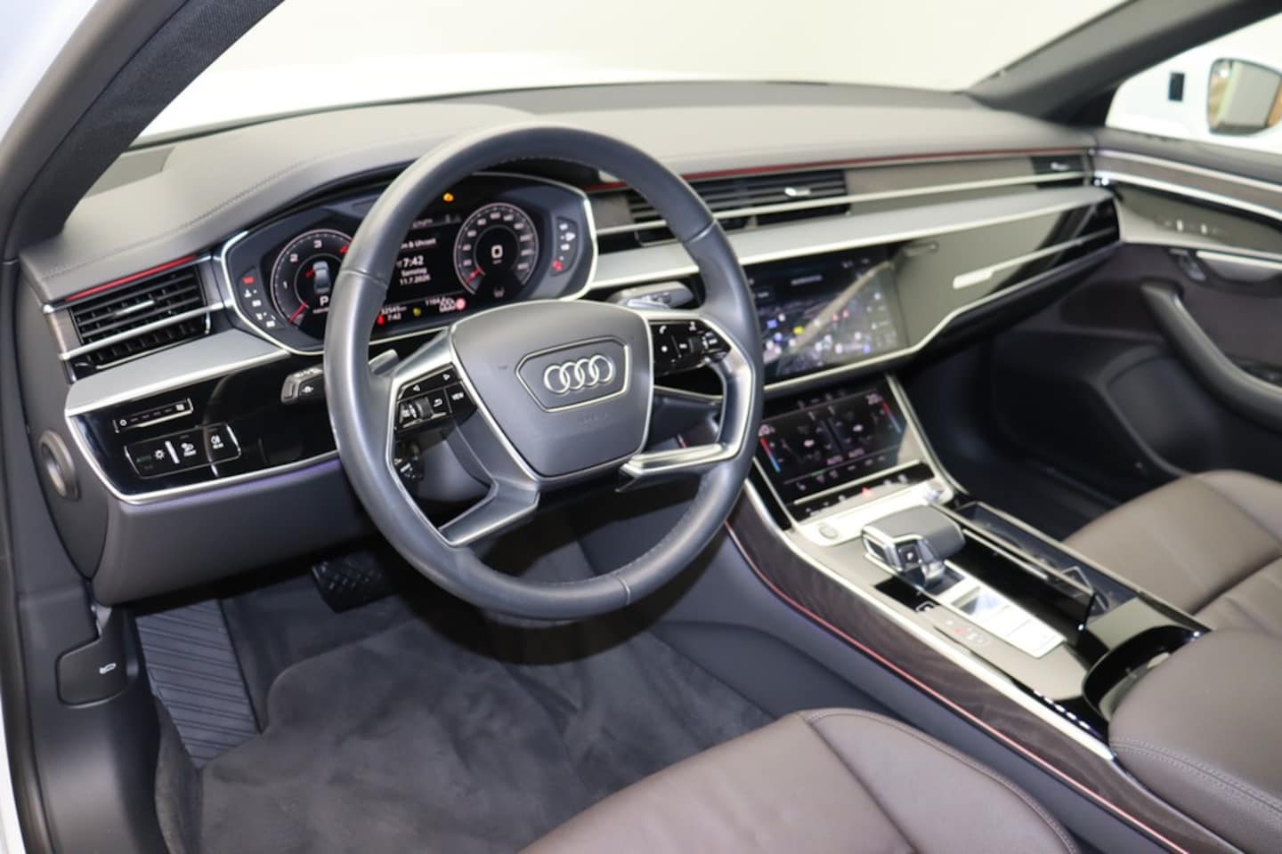 Bild über Audi A8 50 TDI quattro tiptronic - für weitere Informationen kontaktieren Sie den Audi Partner