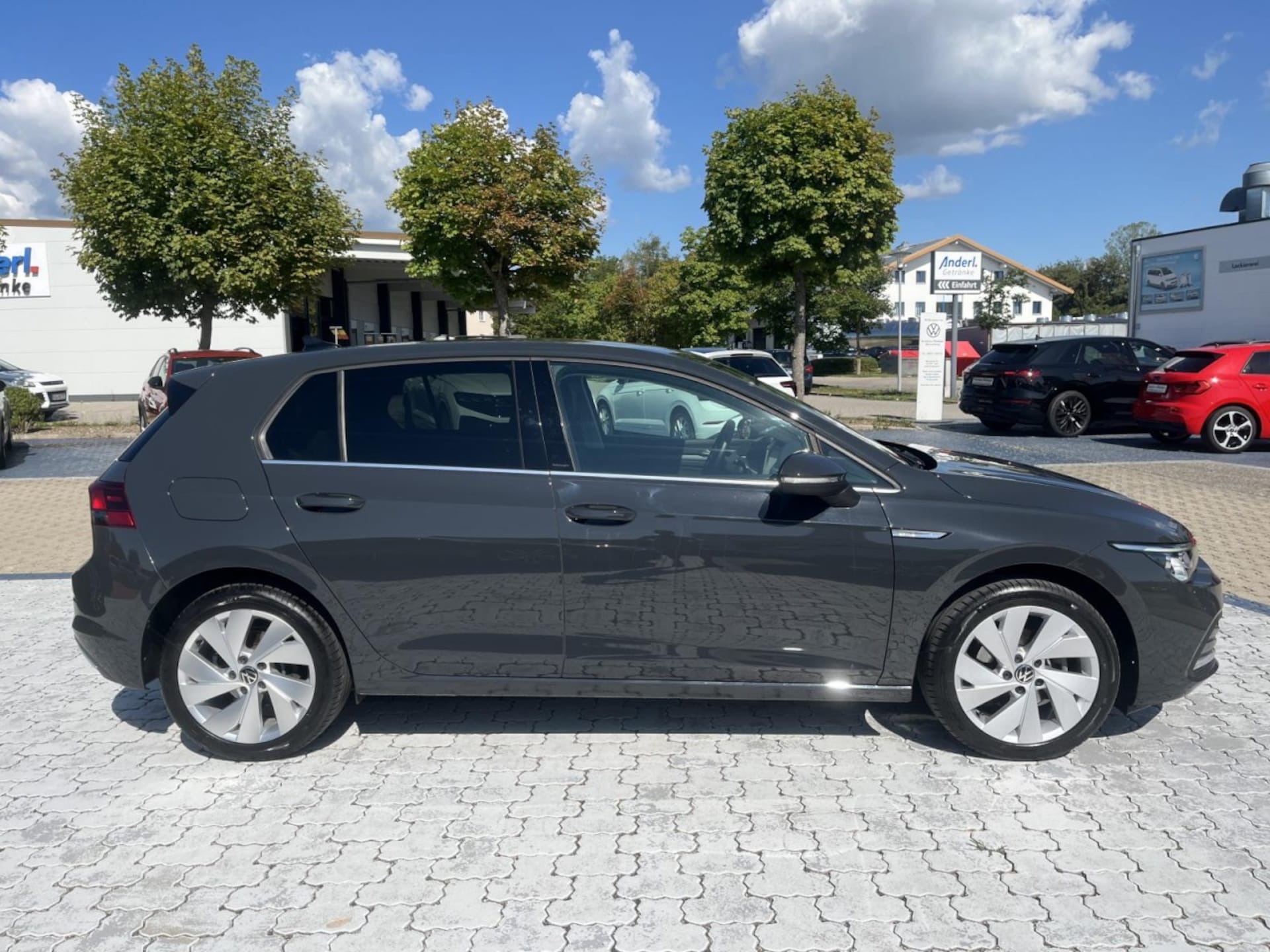 Volkswagen Golf Style