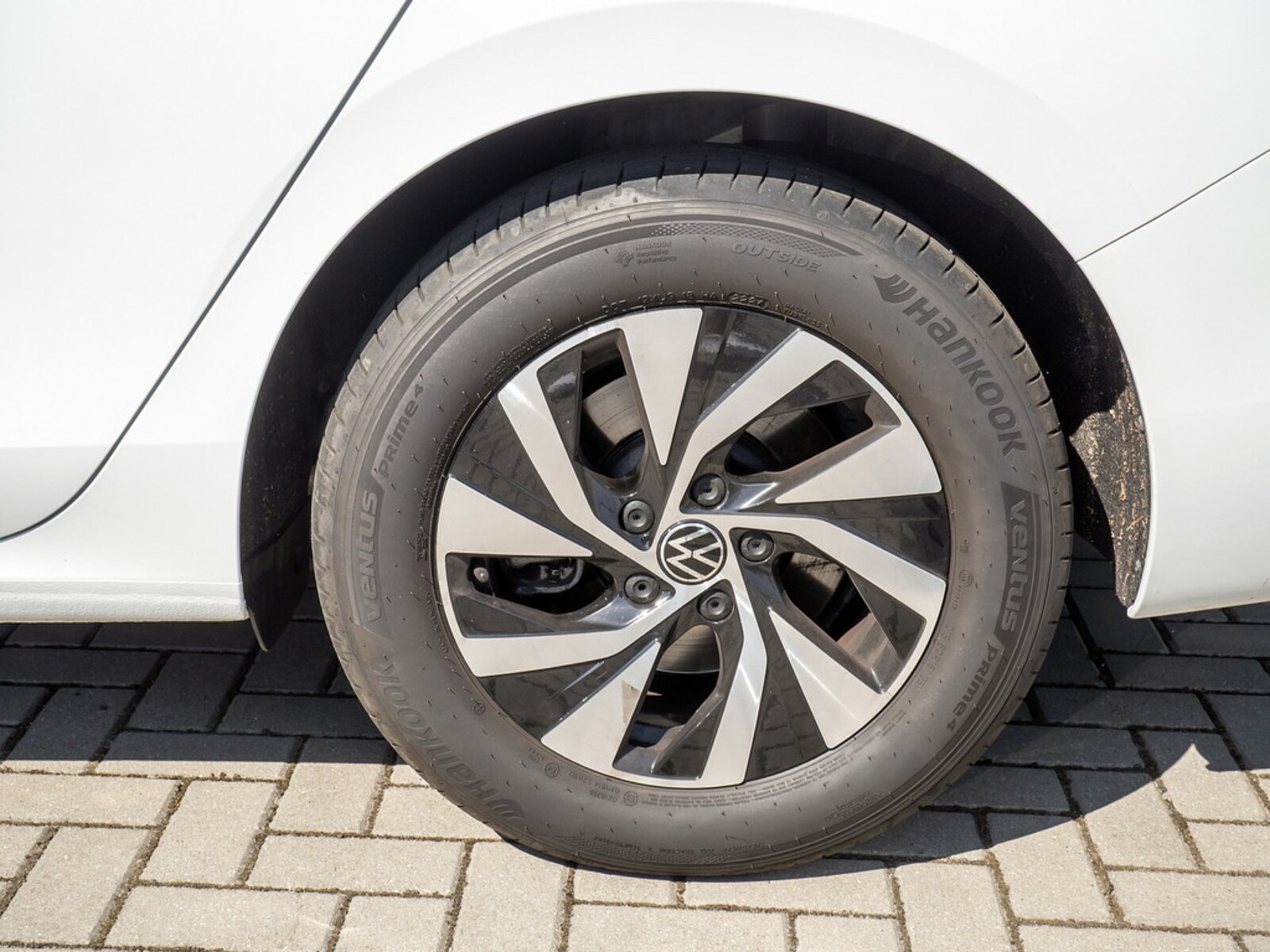 Volkswagen Passat – Bild 7