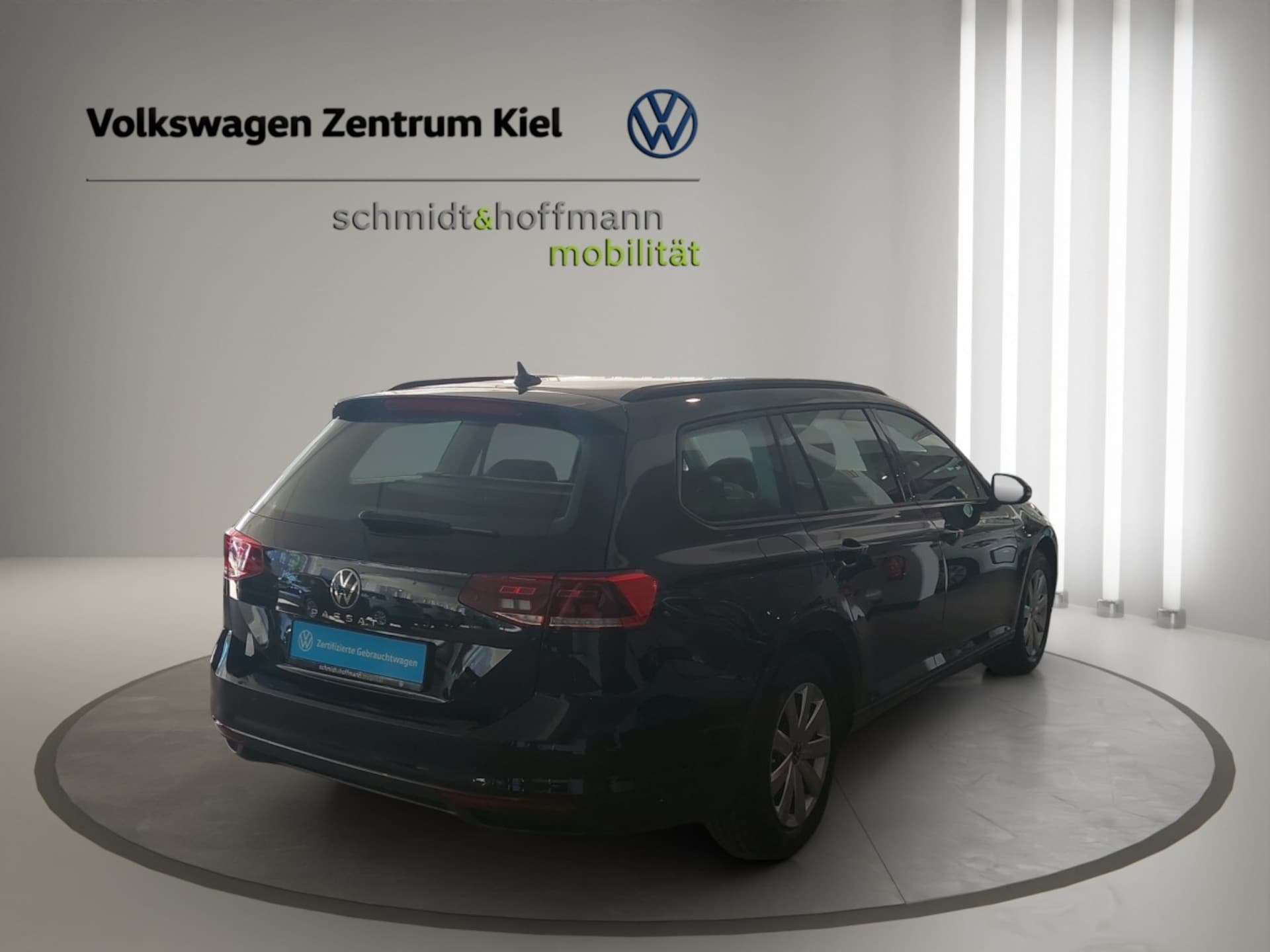 Volkswagen Passat Variant Basis-Modell
