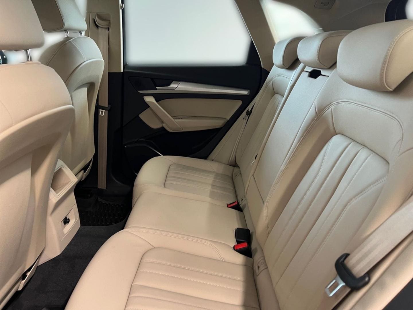 Bild über Audi Q5 40 TFSI quattro S tronic - für weitere Informationen kontaktieren Sie den Audi Partner