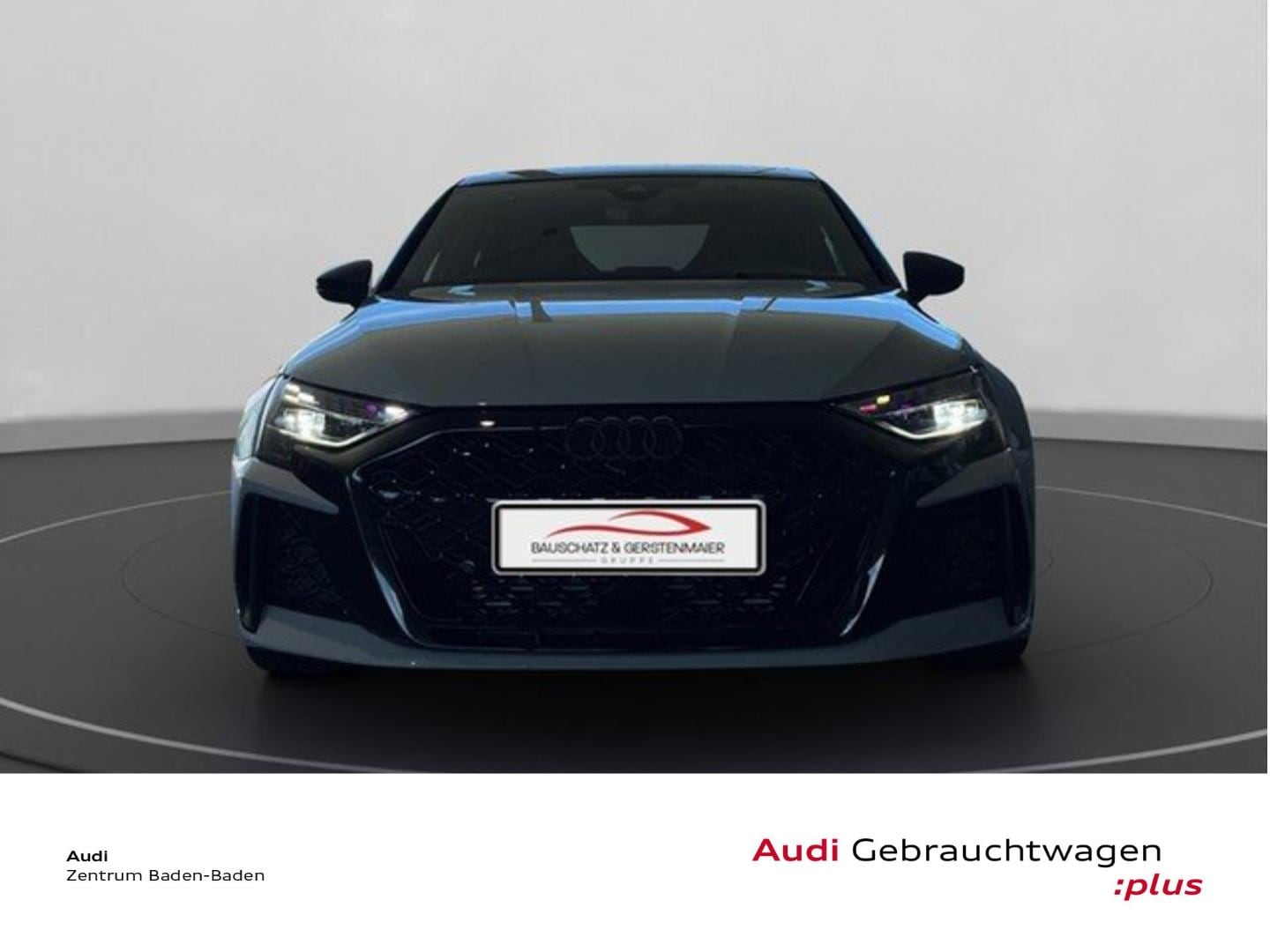 Bild über Audi RS 3 Limousine TFSI quattro S tronic - für weitere Informationen kontaktieren Sie den Audi Partner