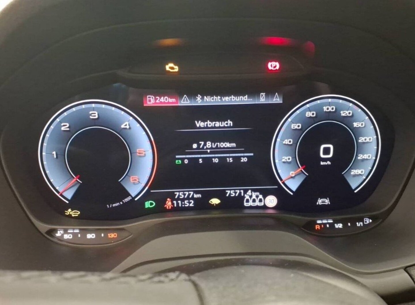 Bild über Audi Q2 S line 30 TDI Schaltgetriebe - für weitere Informationen kontaktieren Sie den Audi Partner