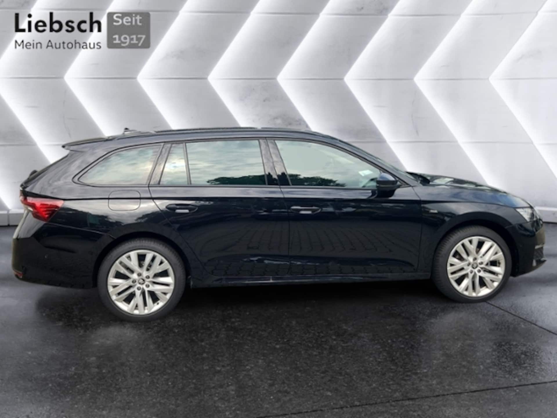Skoda Octavia Combi Tour