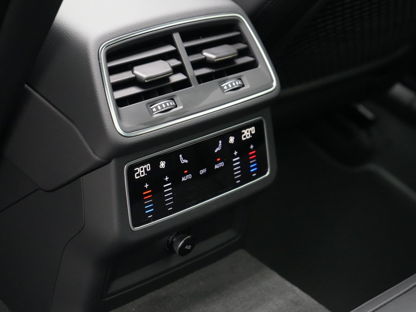 Bild über Audi A6 Avant S line 50 TDI quattro tiptronic - für weitere Informationen kontaktieren Sie den Audi Partner