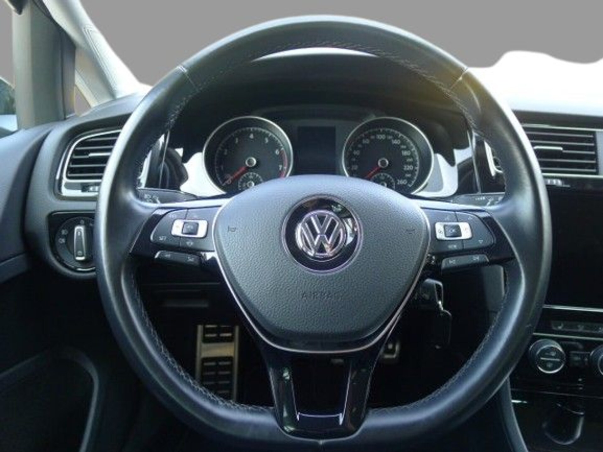 Volkswagen Golf Variant United