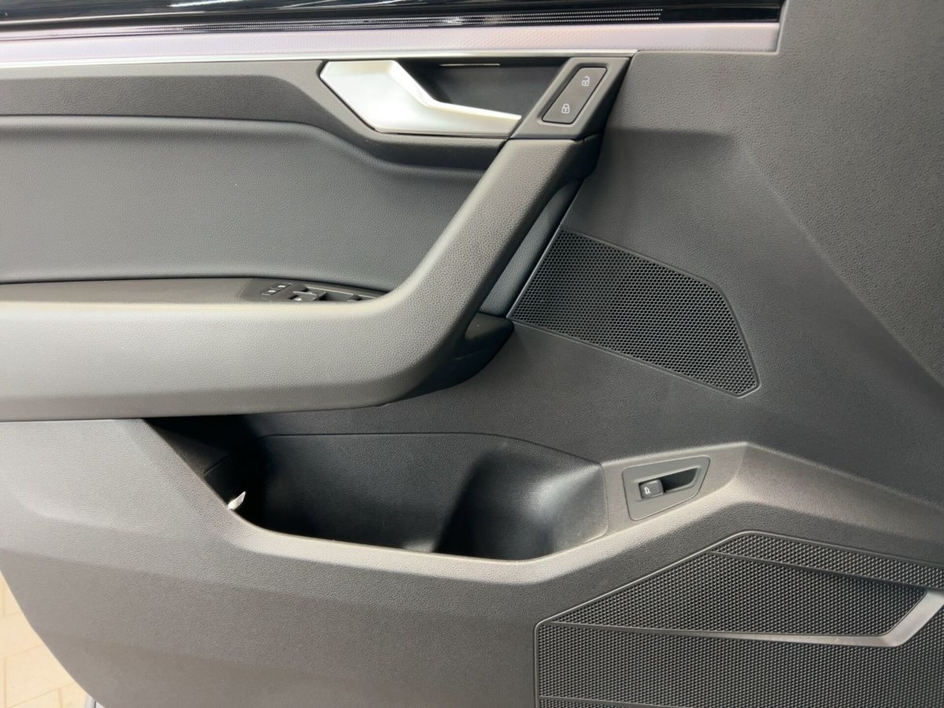 Volkswagen Touareg Basis-Modell