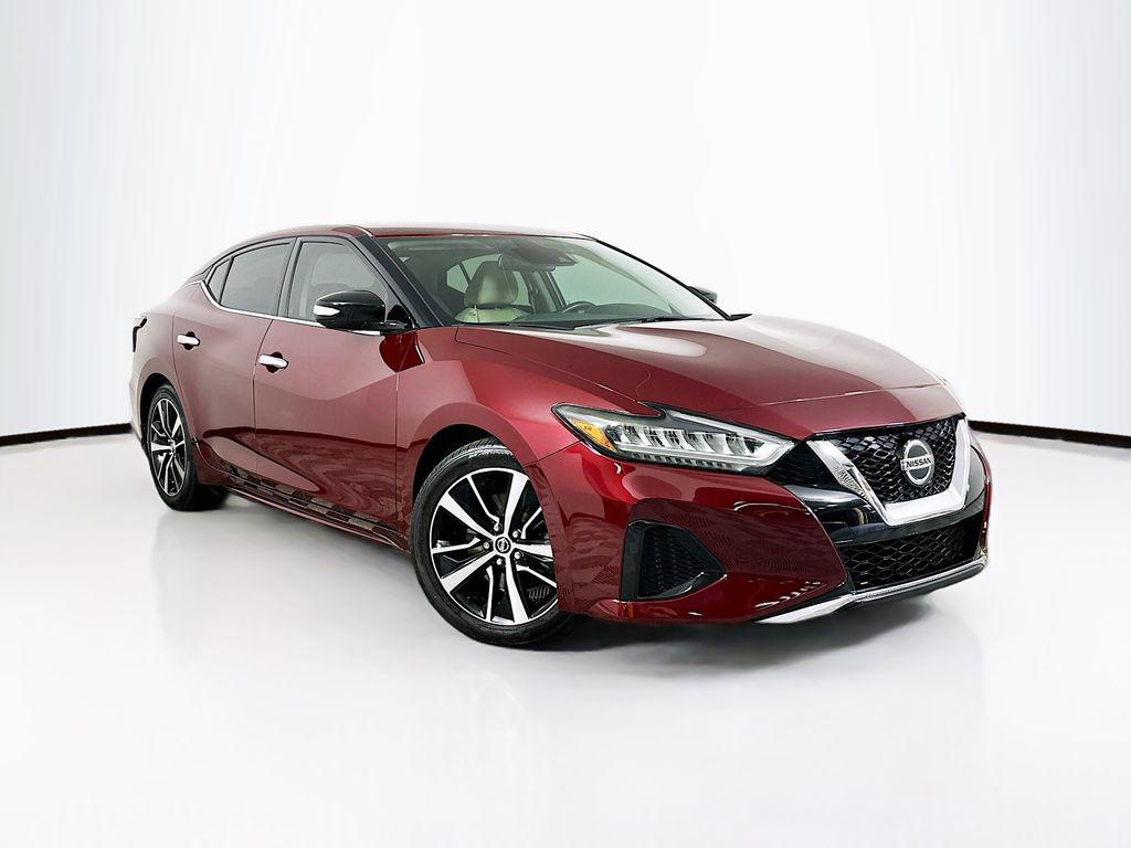 2021 Nissan Maxima SV's photo