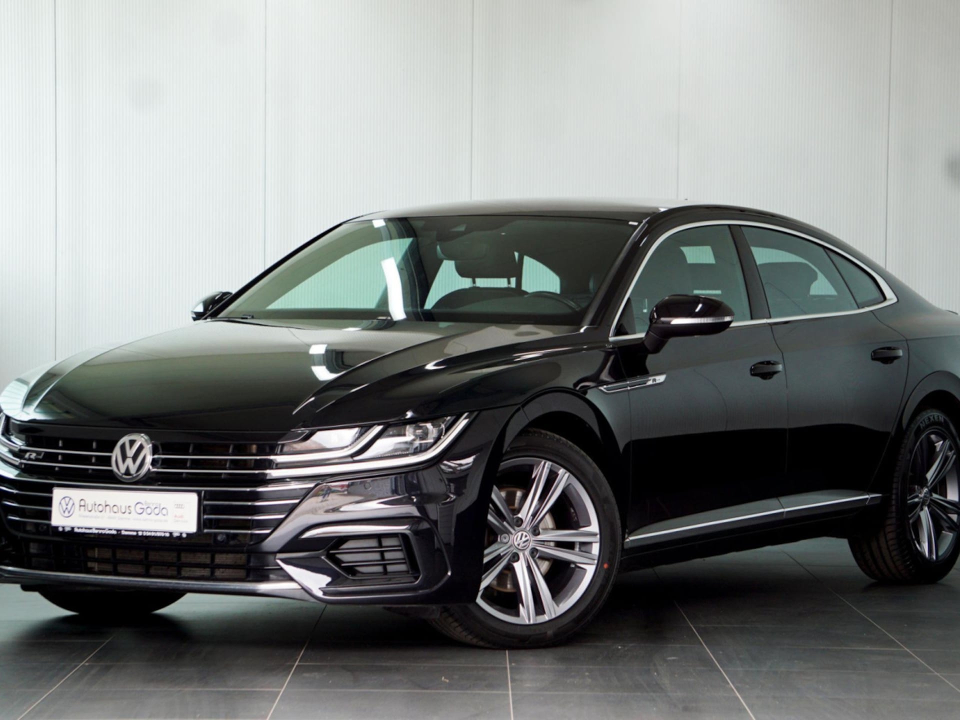 Volkswagen Arteon R-Line