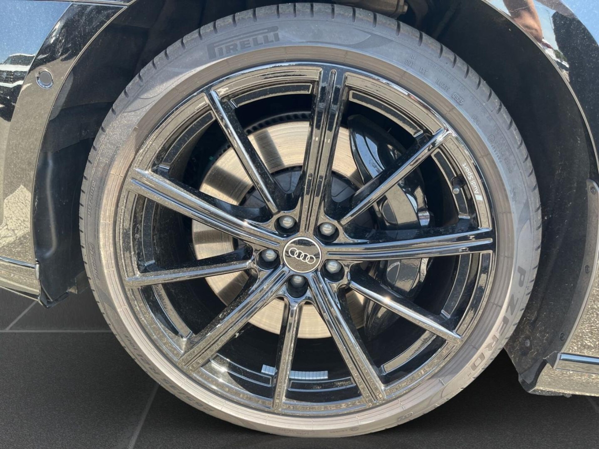 Audi S8