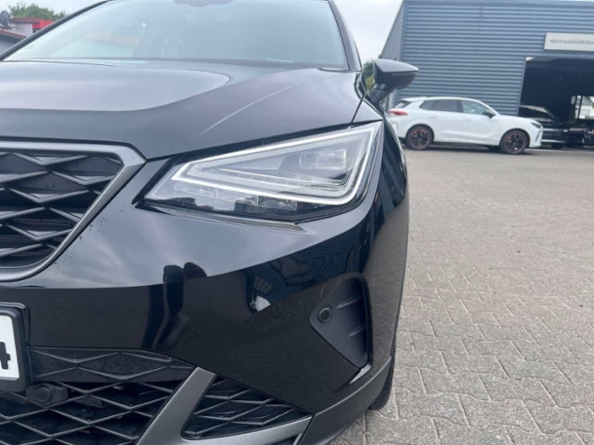 SEAT Arona FR