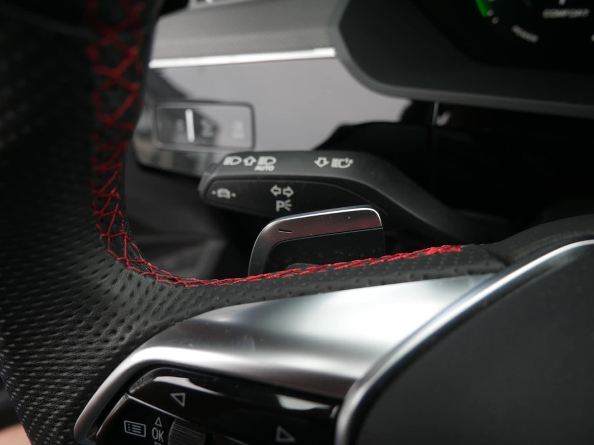 Audi Q8 e-tron S line