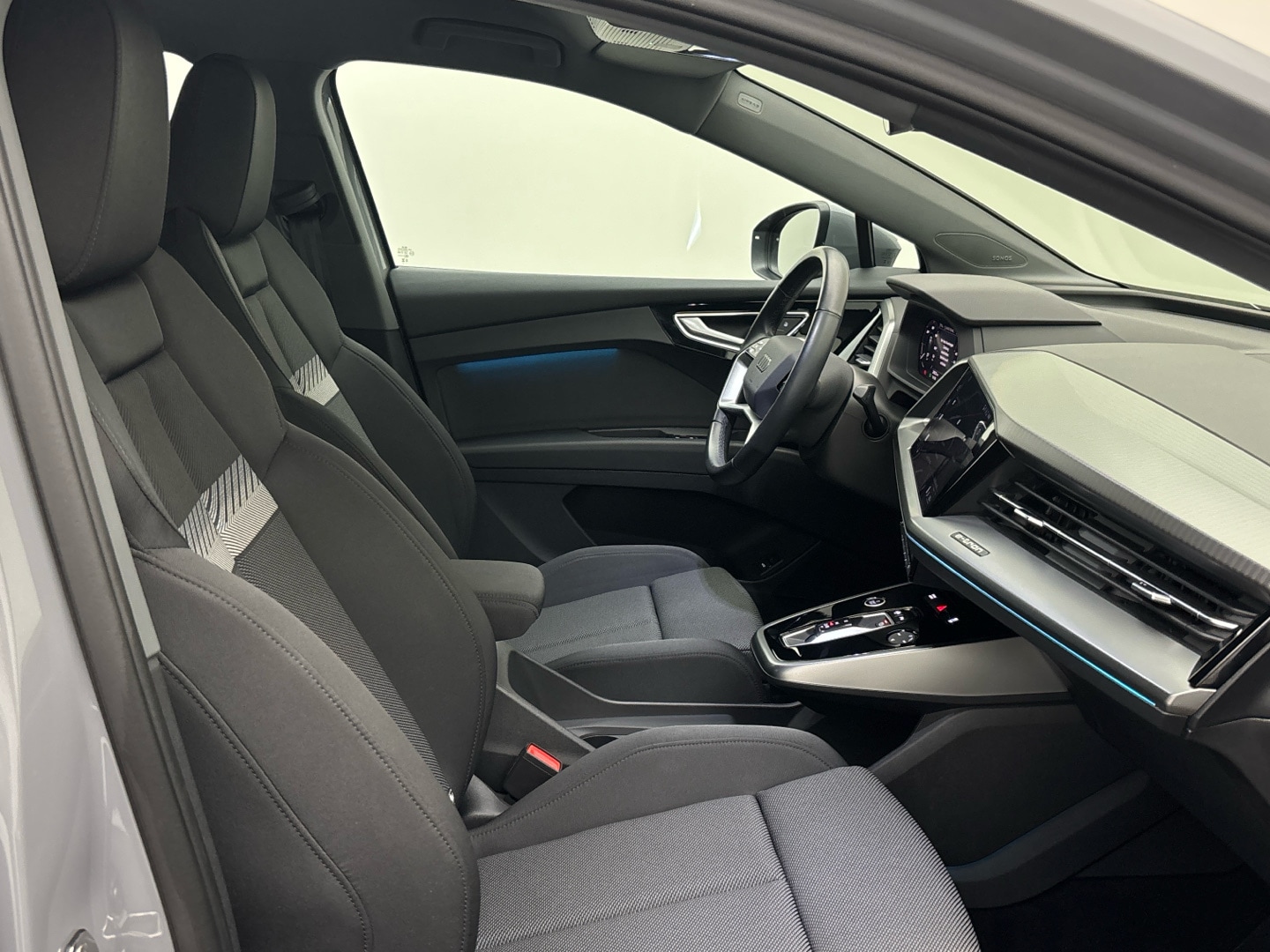 Bild über Audi Q4 Sportback e-tron 35 e-tron - für weitere Informationen kontaktieren Sie den Audi Partner