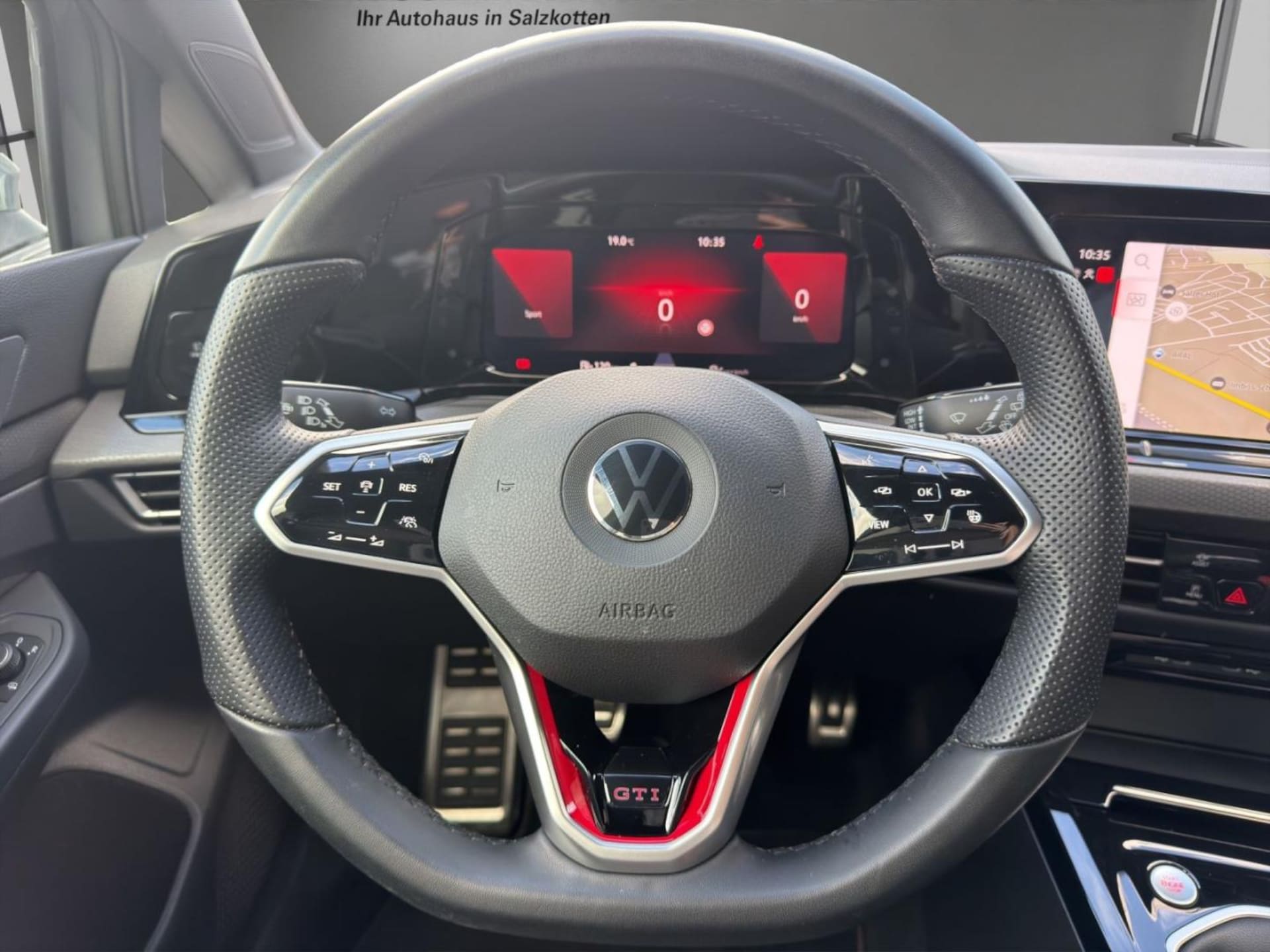 Volkswagen Golf GTI